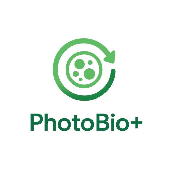 Recovery of bioproducts and water reuse from food industry effluents